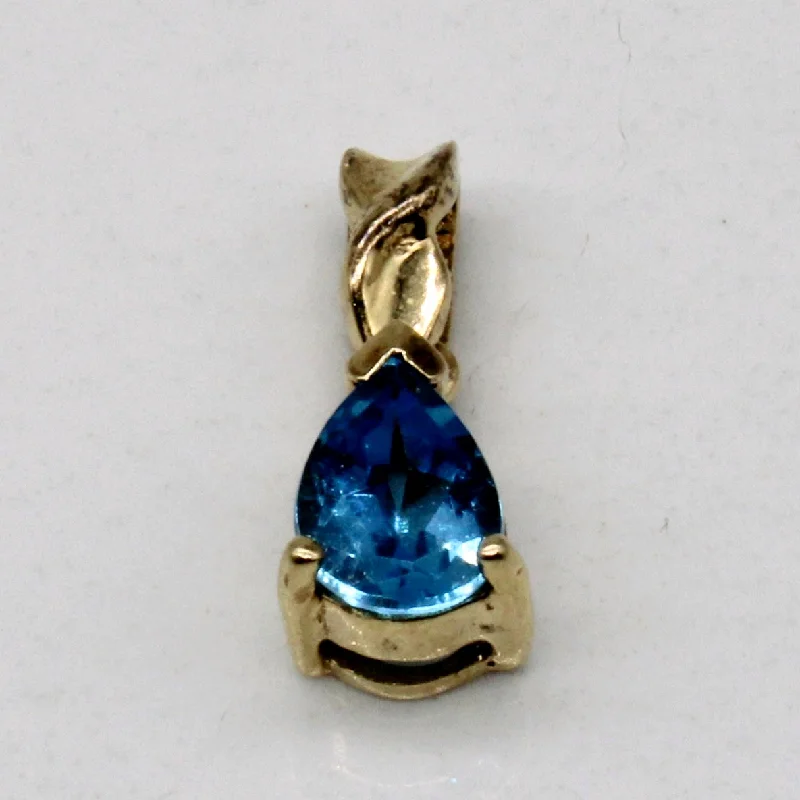 vintage emerald cocktail ring Blue Topaz Pendant | 0.75ct |