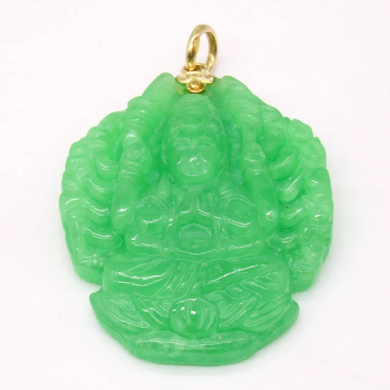 Carved Jadeite Pendant | 85.00ct |