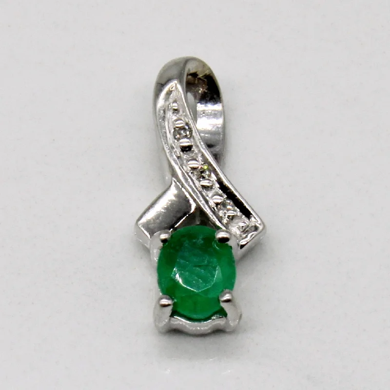 Emerald & Diamond Pendant | 0.26ct, 0.01ctw |