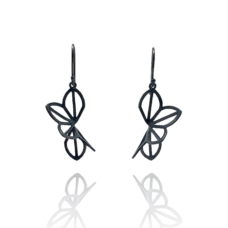 vintage-inspired gold locket Medium Anise Fold Earrings