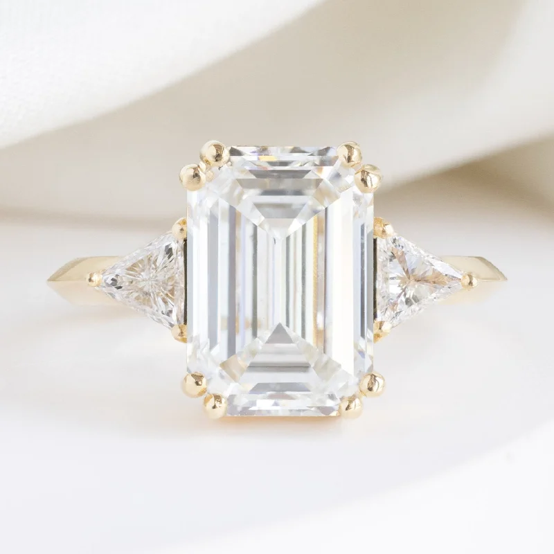 vintage filigree engagement ring The Jade Luxe | 3.33ct Lab Grown Emerald Cut Diamond in 18K Yellow Gold vintage filigree engagement ring The Jade Luxe | 3.33ct Lab Grown Emerald Cut Diamond in 18K Yellow Gold