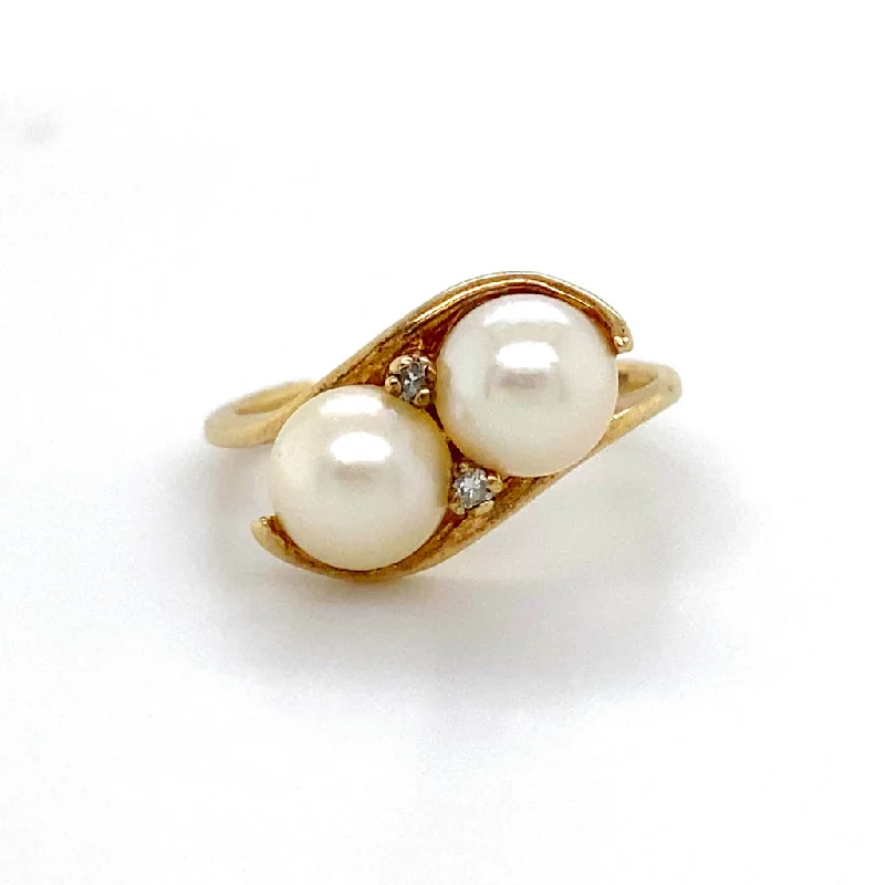 Twin Pearl and Diamond Bypass Ring Toi et Moi in 10K Yellow Gold Vintage