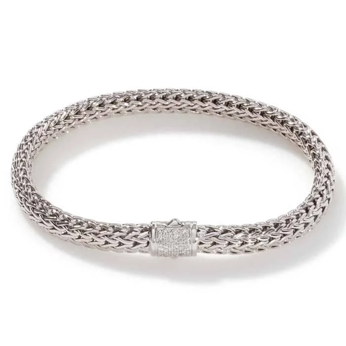 classic gold cuff bracelet John Hardy Small Classic Chain Pavé Diamond Bracelet in Sterling Silver classic gold cuff bracelet John Hardy Small Classic Chain Pavé Diamond Bracelet in Sterling Silver