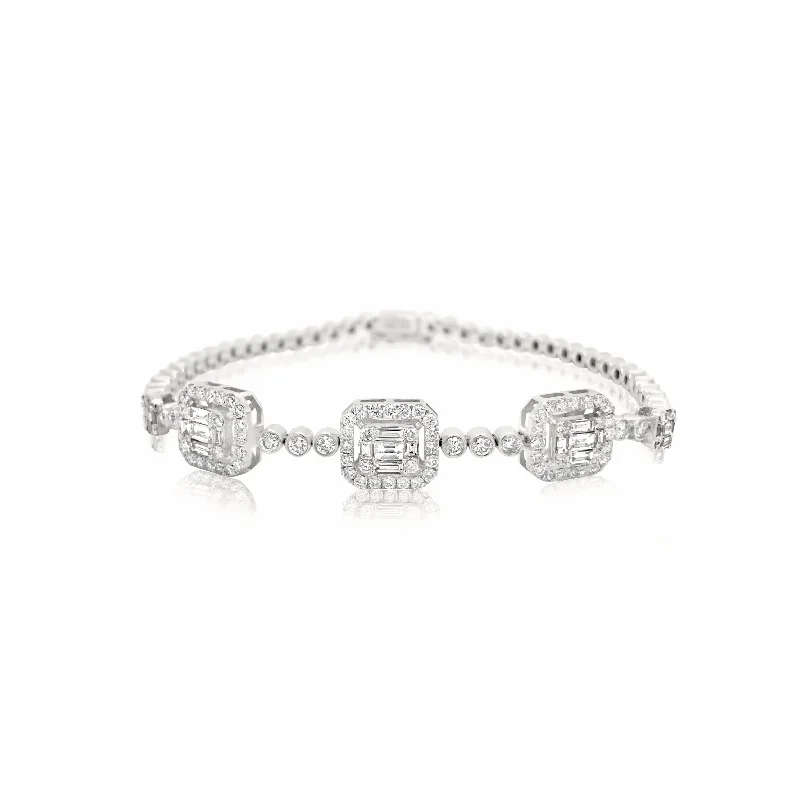 vintage flower brooch pin Bezel-Set Diamond Tennis Bracelet With Multi Emerald Cut Illusion