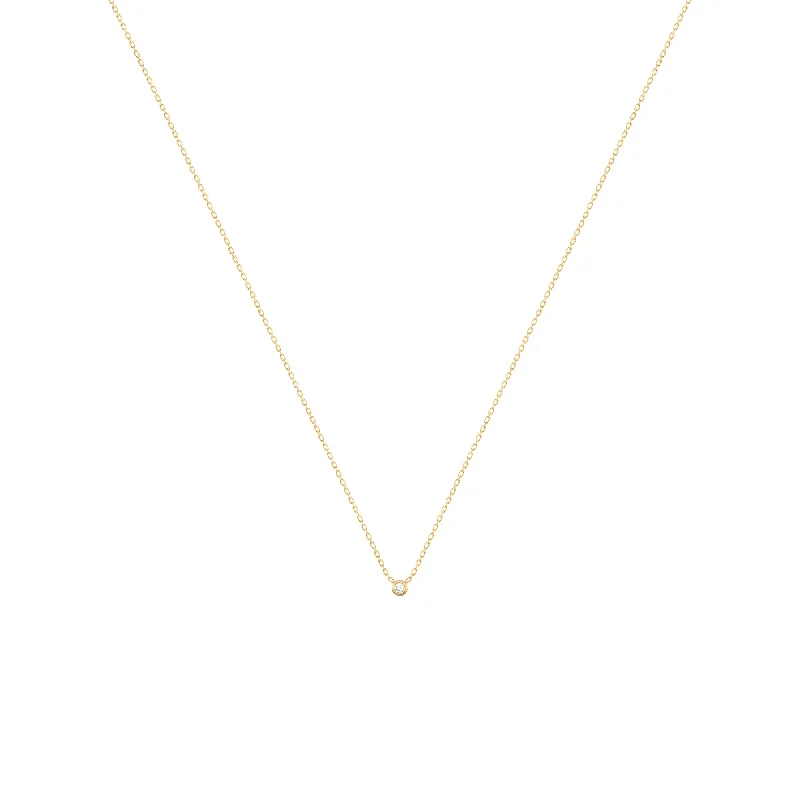 Dot 18K Gold Necklace w. Diamond