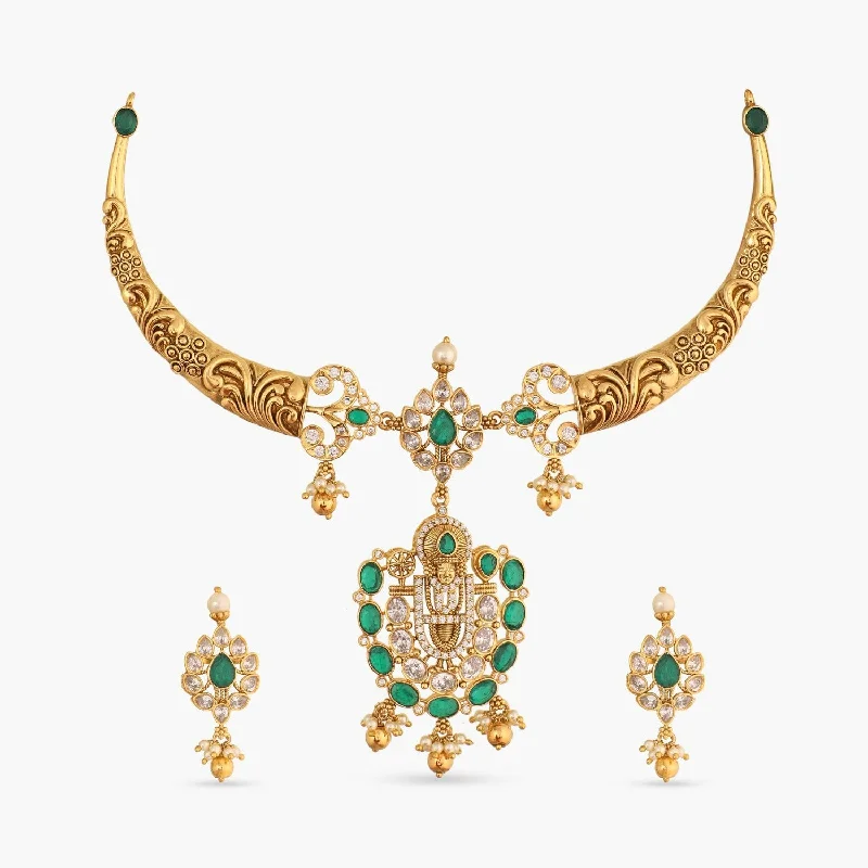 modern geometric gold ring Balaji Nakshi Antique Silver Hasli Necklace Set