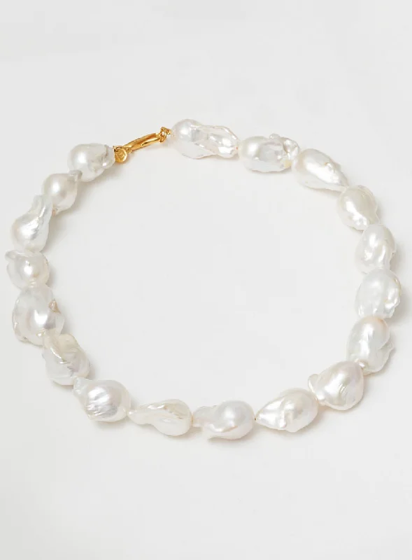 real jade bangle bracelet Giant pearl 14K Gold Plated Necklace w. Pearls