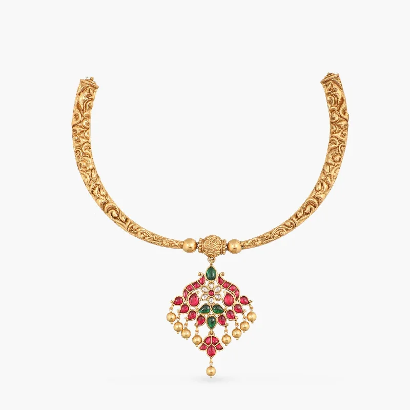 dainty gold anchor bracelet Classic Floral Antique Hasli Silver Necklace