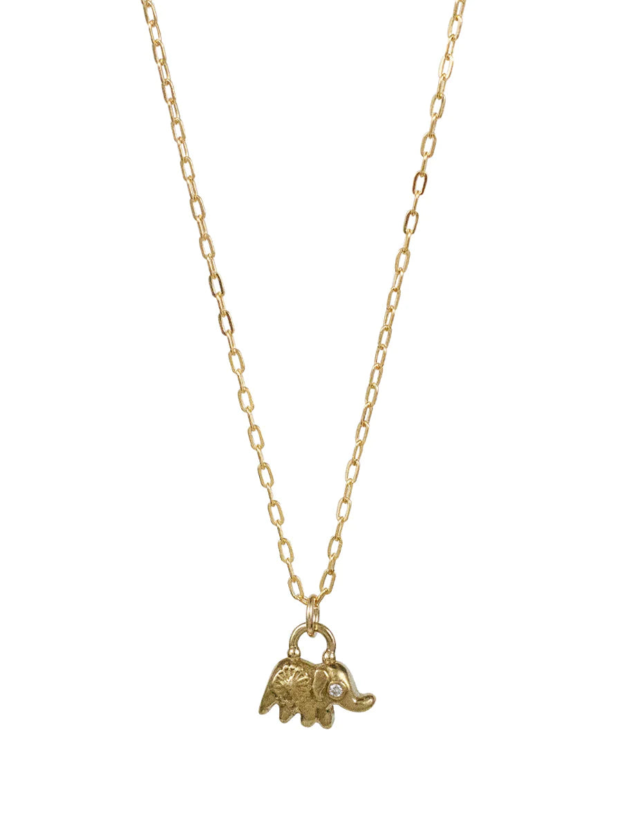 silver-plated bar necklace Ellie Necklace "Big Presence, Soft Step"